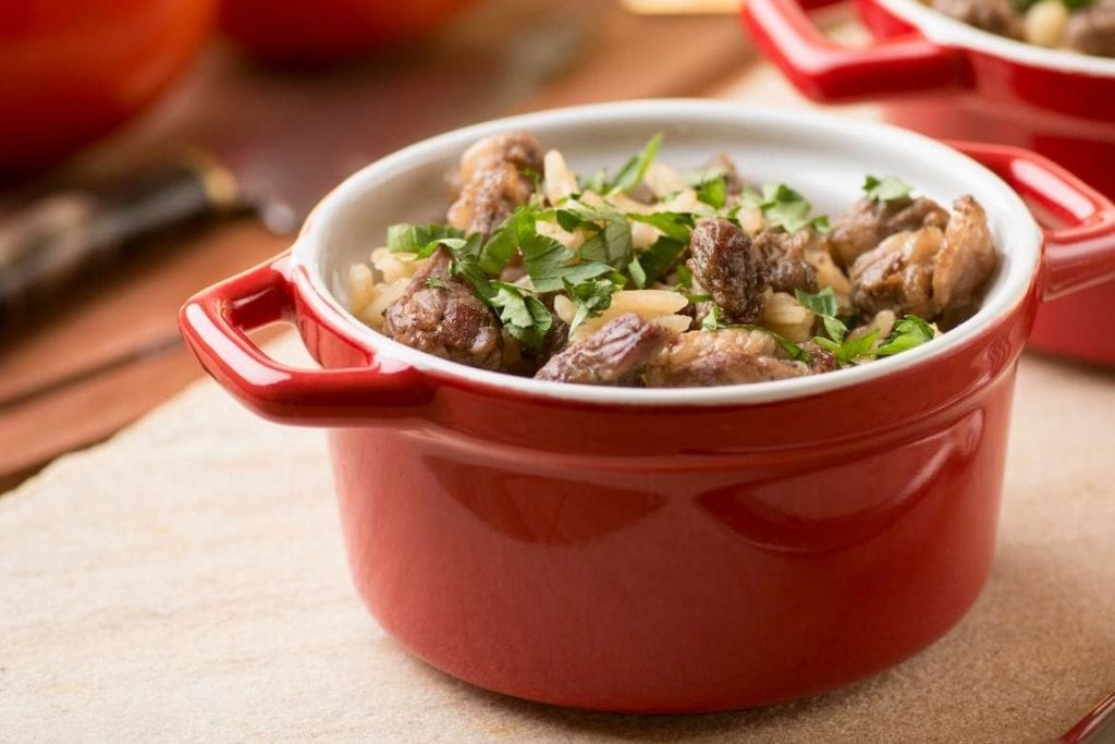 arroz carreteiro feito com arroz e carne prato típico do sul do Brasil