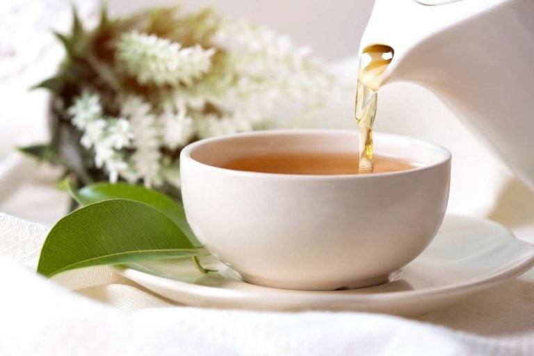 Os melhores chás e infusões naturais para você experimentar