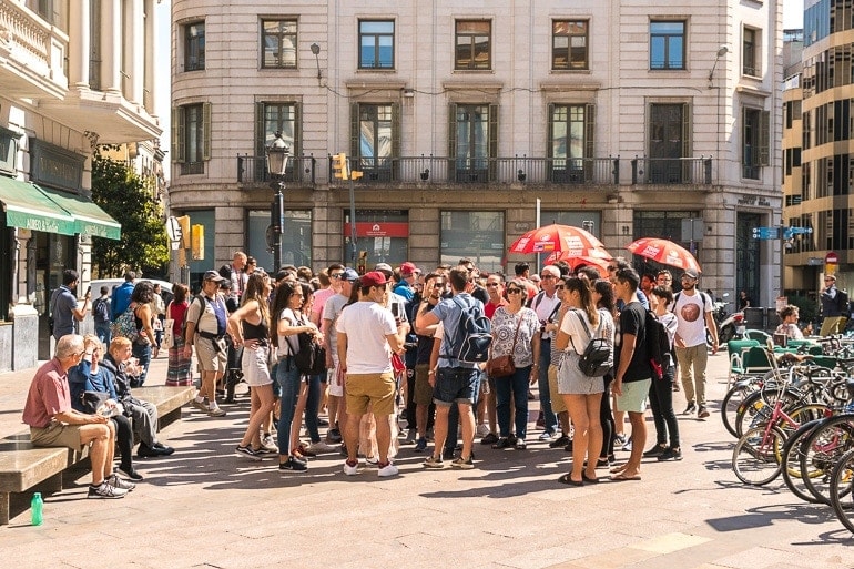 Free Walking Tour - group at the meeting point