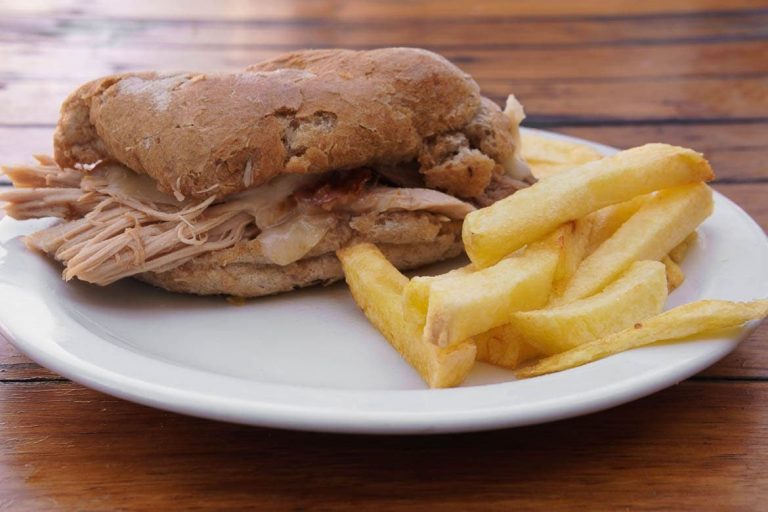 Sande de leitão is a typical Portuguese sandwich made with pork