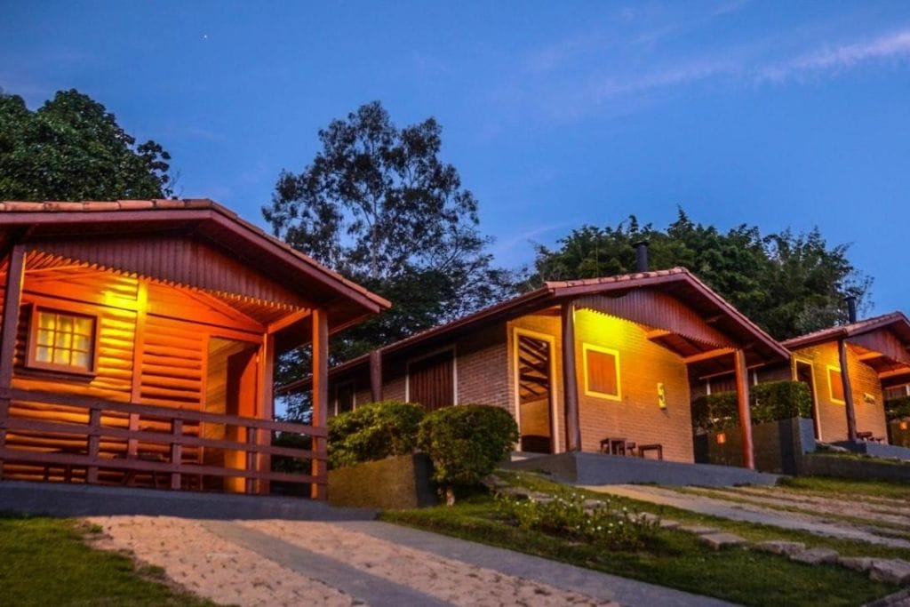 private cottages at refugio serrano in sao paulo